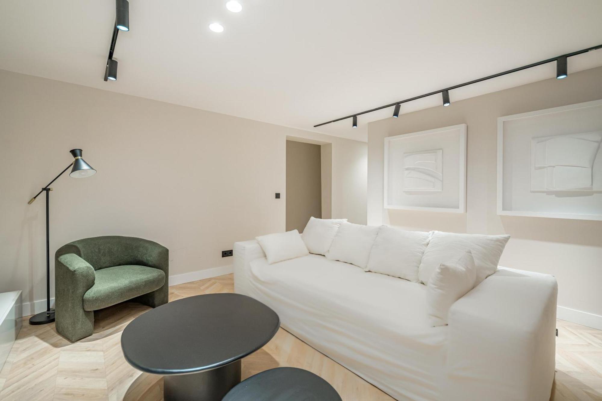 Puerta Del Sol 3Br 3Bh Apartment Madrid Luaran gambar